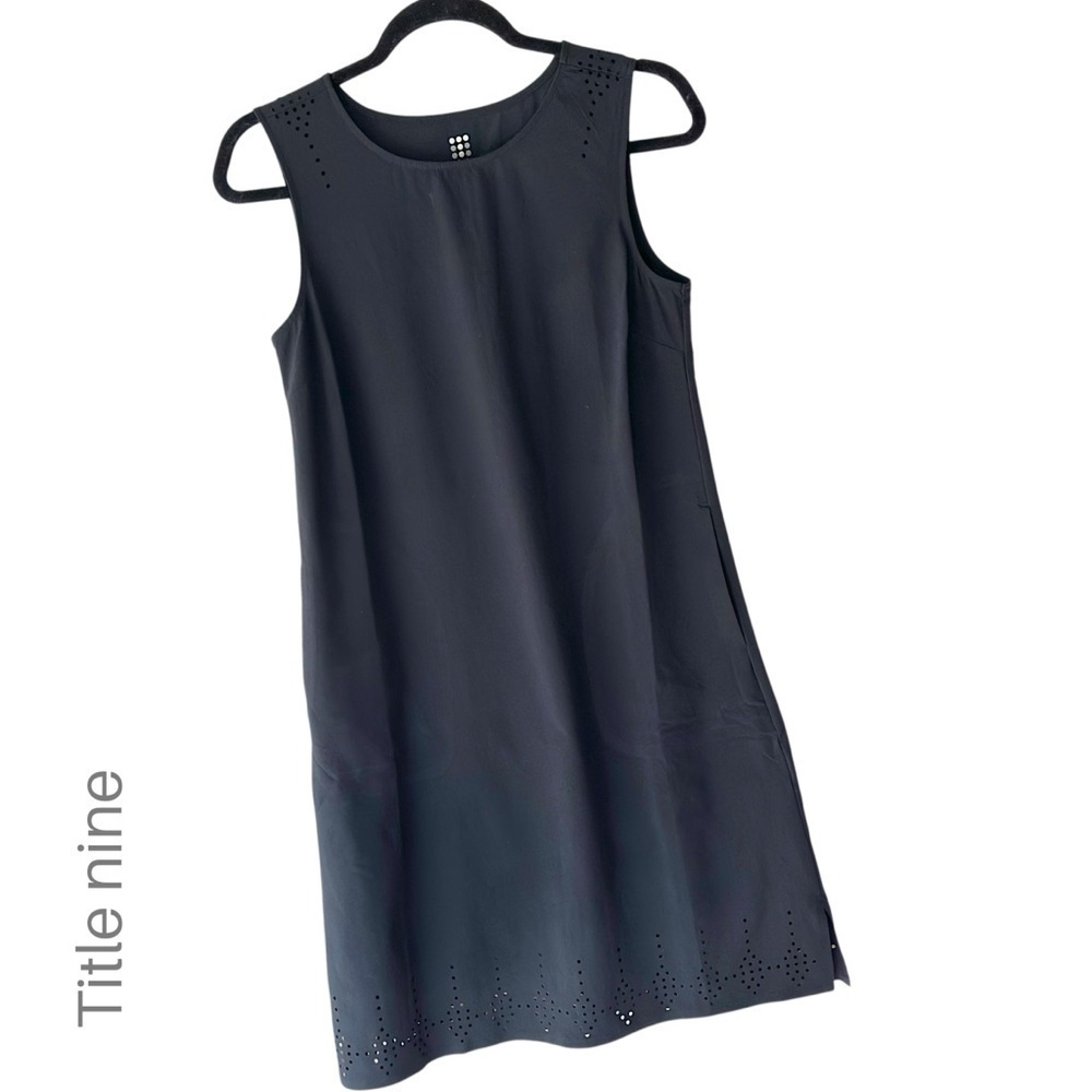 TITLE NINE | NWOT BLACK UNCONVENTIONAL SLEEVELESS LASER CUT DRESS UPF 50 | XS